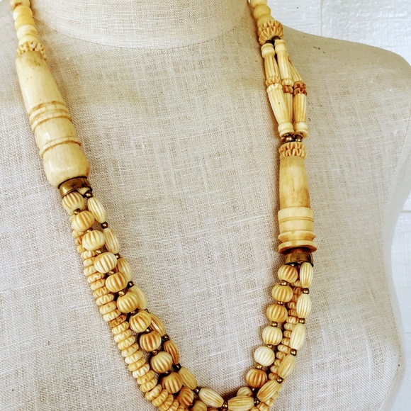 Vintage Carved Cow Bone Chunky Bead Necklace - Picture 8 of 8